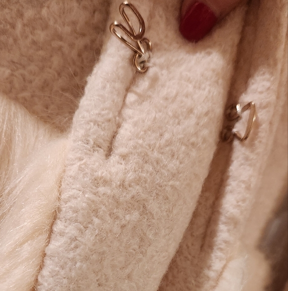 Gorgeous Cream Coat EUC! - Picture 10 of 10